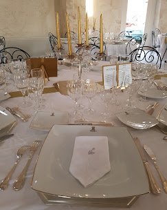 Table dressée au champagne